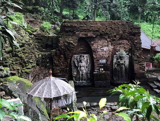Magical Places: Hindu Water Sanctuaries of East Java