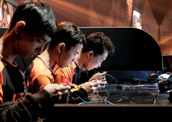 Opportunities and Challenges in Developing Indonesia’s Gaming Industry