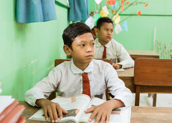 The Underachievement  of Indonesian Education