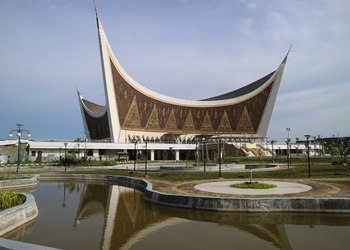 Brilliantly Designed Mosques in Indonesia