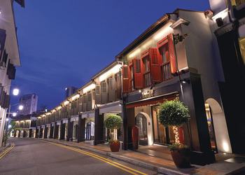 The Scarlet Singapore: Where Luxury Meets Romance