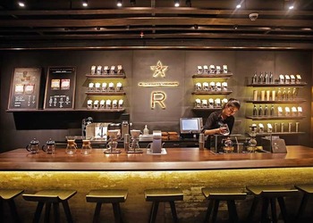 Coffee Brewing and Storytelling at Starbucks Indonesia