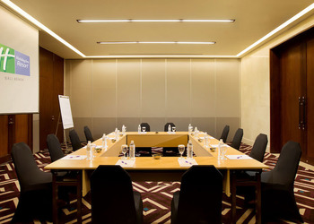 Uninspired in Jakarta: Why Out of City Meetings Will Inspire Your Team 
