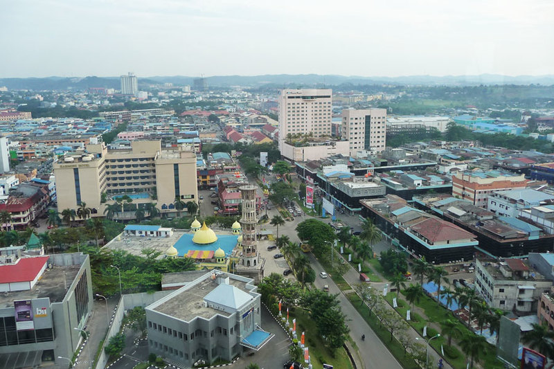 Past, Present and Future of Batam: The Remaking of a Manufacturing ...