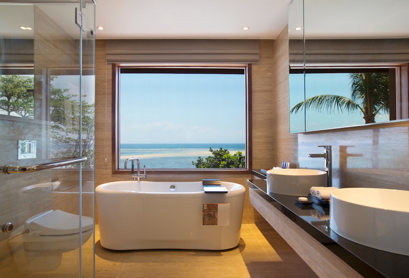 P3 - OFS Bathroom_Hotel Nikko Bali Benoa Beach