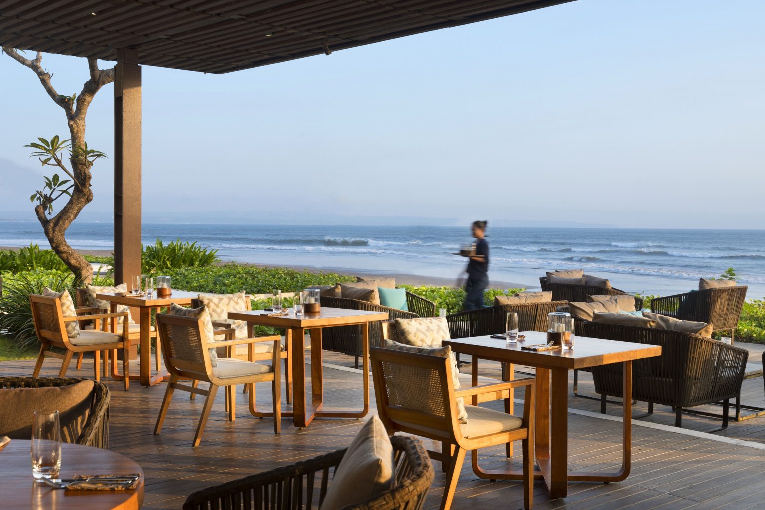 Alila Seminyak Celebrates Easter with Sunset Cocktails and Seasalt ...